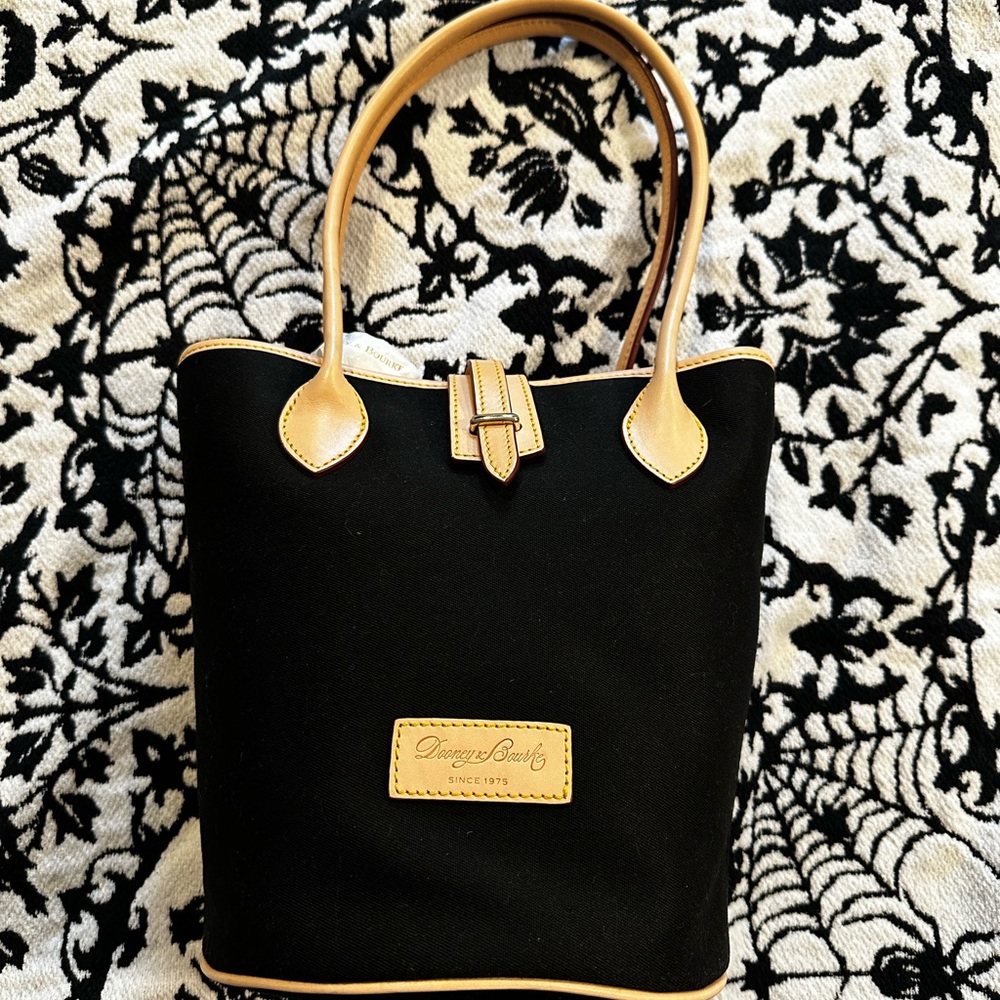 Dooney & Bourke Elegant Black and Tan Tote